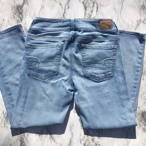 3/25 American Eagle Artist Crop Size 4